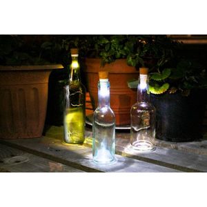Lampa pentru sticle in forma de dop | Suck Uk imagine