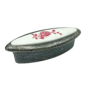 Buton pentru mobila cu insertie rasina floare rosie, finisaj argint oxidat, 32 mm - Malle imagine