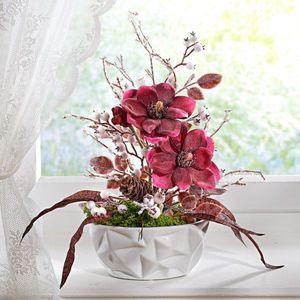 Aranjament floral cu magnolii imagine