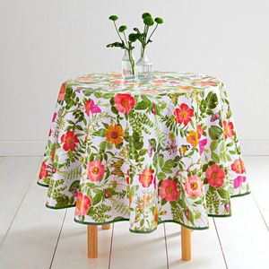 Față de masă cu flori colorate imagine