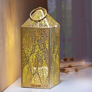 Lanternă metalică Gold cu lumânare LED imagine