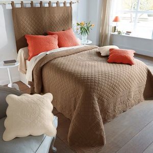 Cassandre cuvertură de pat matlasată monocolor Cassandre imagine