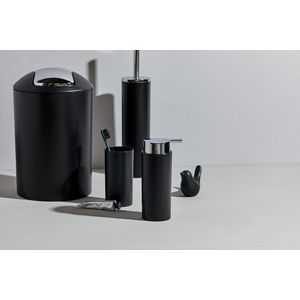 Set de baie 4 piese Calvo, Wenko, ABS/metal, negru/argintiu imagine