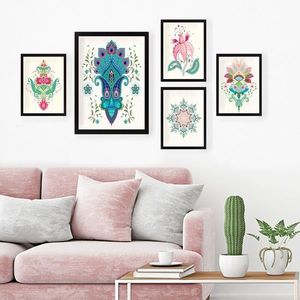 Set 5 tablouri decorative, SET_108, Lulu, 24x29 cm/34x44 cm, plastic imagine