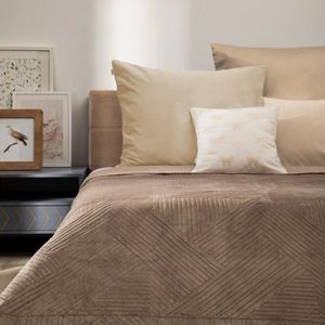 Cuvertura matlasata Aurum, Homla, 220x240 cm, poliester, bej imagine