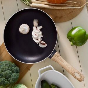 Tigaie Albero, Homla, 28 cm, aluminiu/plastic, negru/natur imagine