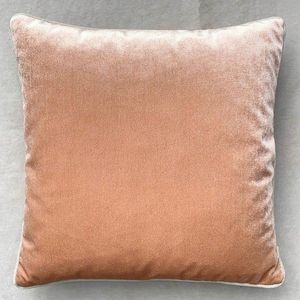 Perna, Candy Velvet Pillow With İnsert, 43x43 cm, Roz / Bej pudrat imagine