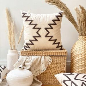 Husa de perna, Anu Organic Woven Punch Pillow Cover, 43x43 cm, Maro imagine