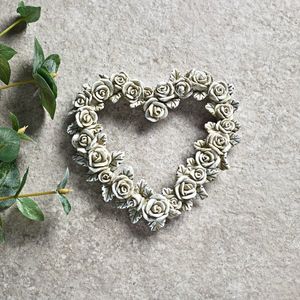 Inimă din trandafiri imagine