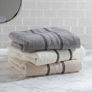 3 prosoape de duș imagine