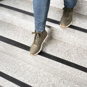 Bandă adezivă antiderapantă imagine