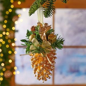 Decorațiuni din conuri de brad imagine