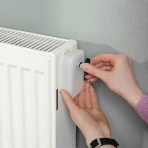 Ajutor pentru aerisirea caloriferelor imagine