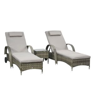 Outsunny Set de 2 șezlonguri mari confortabile : saltea, tetieră, spătar reglabil pe multiple poziții, cotiere, roți + măsuță joasă cu blat din sticlă securizată și rășină împletită gri | Aosom Romania imagine