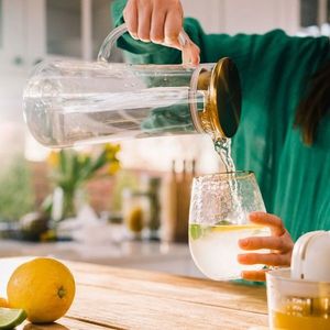Carafa Minta, Homla, 1.3 L, sticla/inox, transparent/auriu imagine