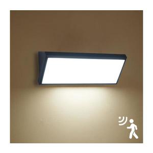 Brilagi - Aplică LED de perete pentru exterior cu senzor, TRIANGLE, 42W, 230V, negru, IP65 imagine