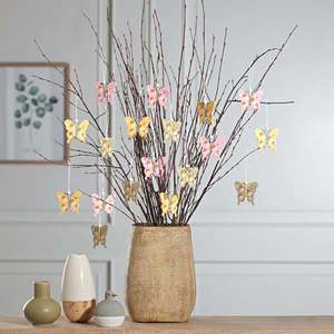 3 Fluturași imagine