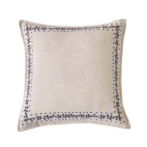 Pernă populară cu broderie imagine