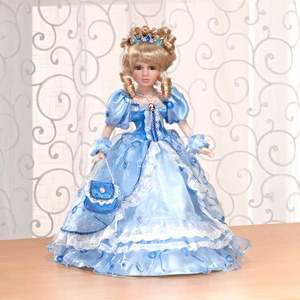 Papusa de portelan "Sissi" imagine