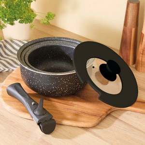 3 ghivece suprapuse imagine