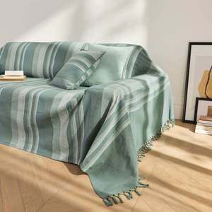 Colecție de cuverturi și fețe de pernă cu dungi țesute manual imagine