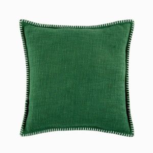 Pernă de culoare uni cu textură și cusături decorative imagine