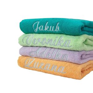Prosop cu broderie imagine
