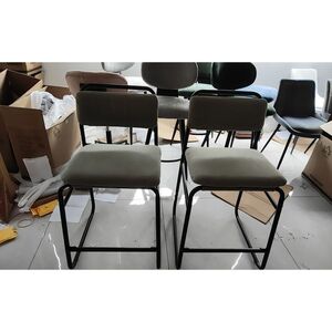 Imagine HOMCOM Set de 2 Taburete de Bar, Scaune de Bar din Catifea, Șezut Căptușit 67H cm, Spătar și Suport pentru Picioare, Vert | Aosom Romania